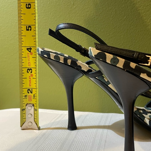 Gucci Printed Black Leather 4” Stiletto Heeled Sandal - 8 - Picture 10 of 14